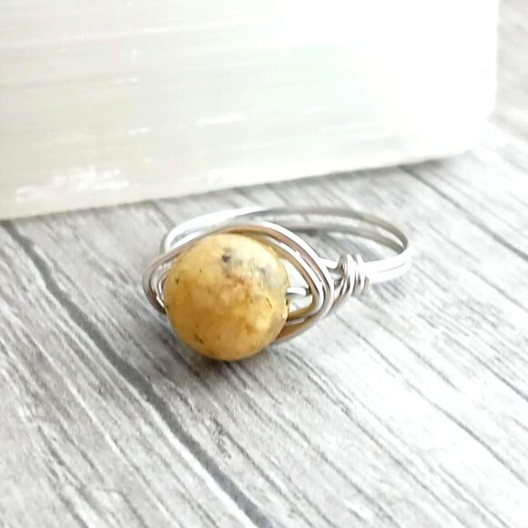 Boho Chic Marble Beaded Ring, Stackable Stone Ring, Size 7.5 - Picture 2 of 3